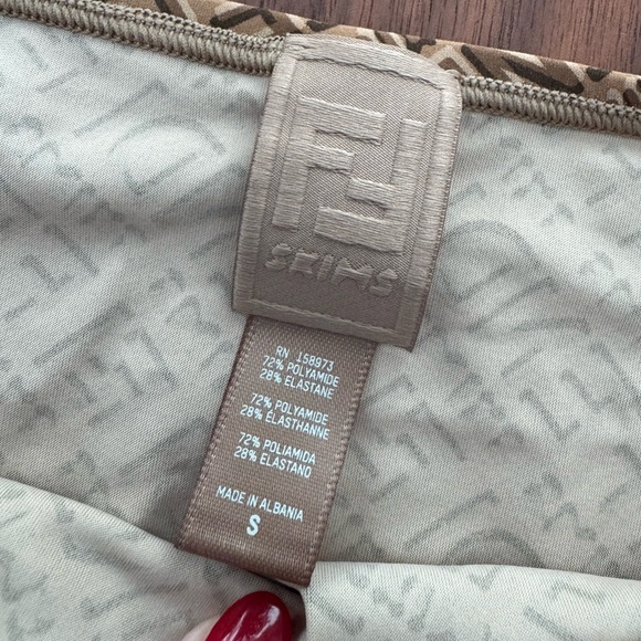 NWOT Fendi  X SKIMS Brown Logo Bikini Set SOLD OUT size small - Picture 6 of 6